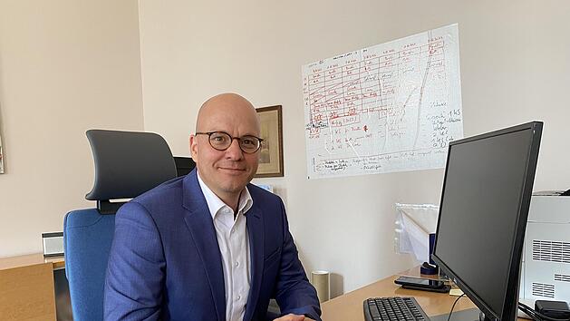 Oberb&uuml;rgermeister Dirk Vogel schaut mit gemischten Gef&uuml;hlen auf den kommenden Winter.