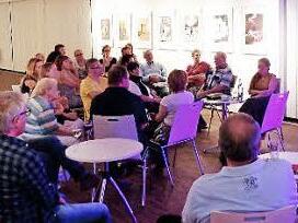 Ulrike Mahr plauderte in lockerer Runde beim KKV.  Foto: KKV