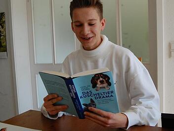 Linus Beckmann freut sich über den Erfolg des Bestsellers.  Foto: Wolfgang Dünnebier