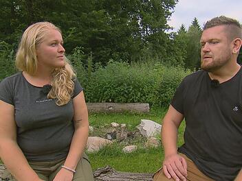 Krisengespr&auml;ch: Hofherr Christoph er&ouml;ffnet Insa, dass er nach Hause will.