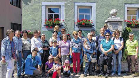 Bei Frühlingswanderung die Kirchenburg besichtigt