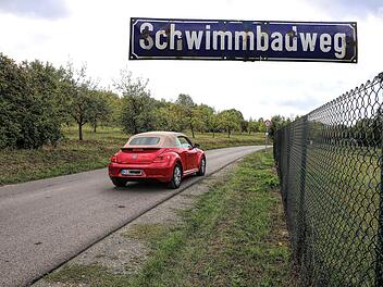 24 Bauplätze könnten am Schwimmbadweg entstehen. Allerdings liegt das Gebiet im Trinkwasserschutzrevier.  Foto: Dieter Britz
