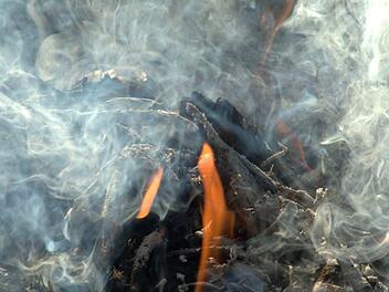 Obdachloser schürt Feuer im Kreis Erlangen-Höchstadt