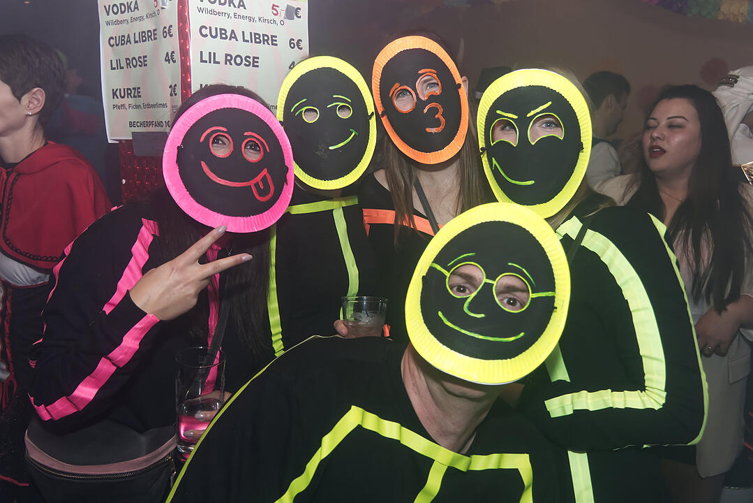 Faschingsparty im Sportheim des FSV Stadeln
