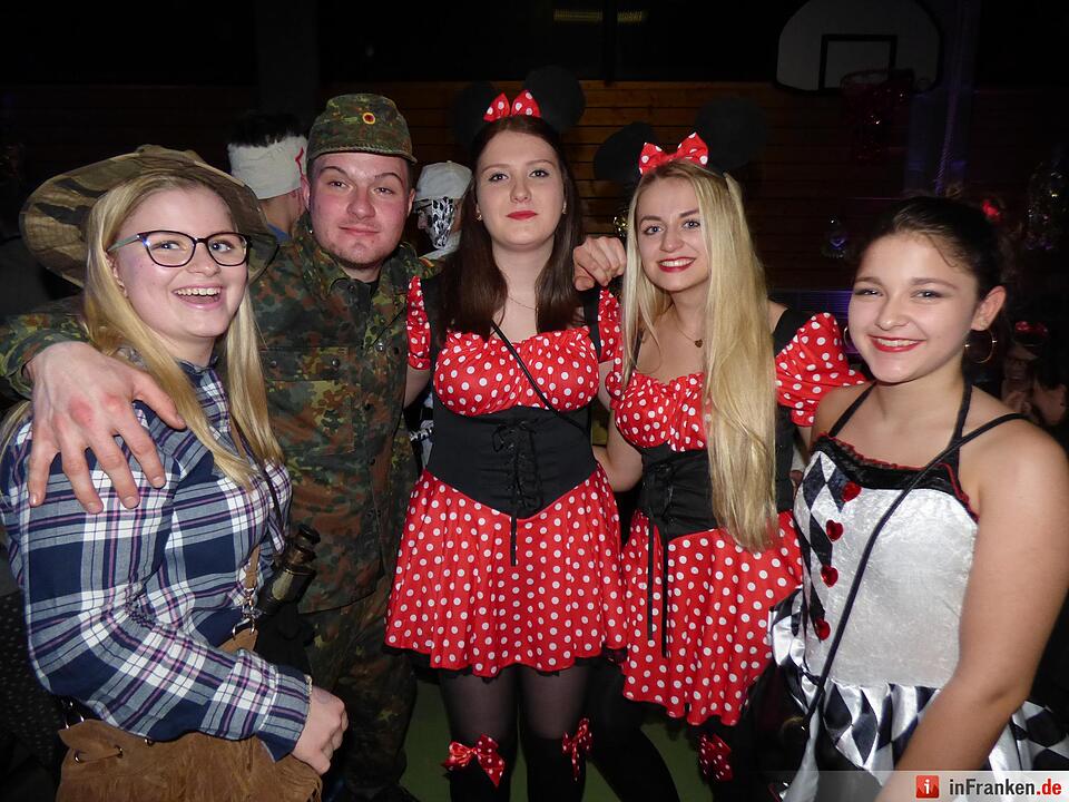 Maskenball in Kirchahorn