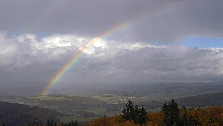 Regenbogen an der Mottener Haube.  Foto: Jürgen Hüfner