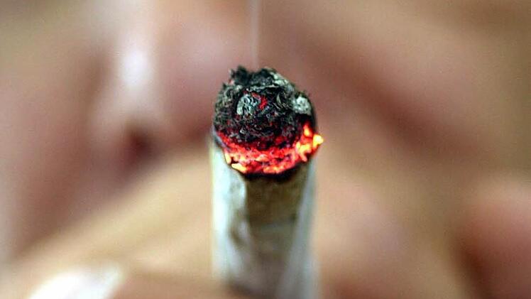 Foto: Symbolbild Boris Roessler/dpa-Bildfunk