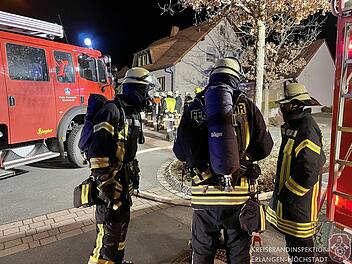 Sieben Verletzte bei Brand in Wachenroth: Rauchmelder rettete Familie mit vier Kindern das Leben