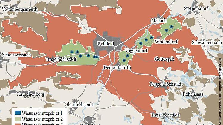Das Wasserschutzgebiet soll nach den Plänen der Fernwasserversorgung Franken auf die rot markierte Fläche ausgedehnt werden.
