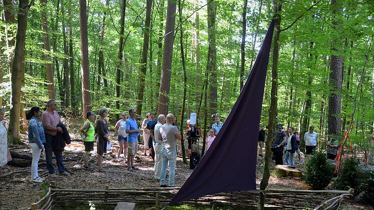 Im Wald der Seele wurde investiert und laut Pächter jetzt auch jede Menge zerstört.Peter Rauch