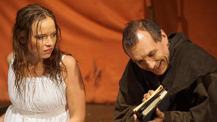 Sabrina Schmitt und Gerd Kammerer brillierten in "Die Wanderhure". Foto: Archiv/Wolfgang Schoberth