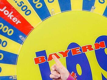 Vom Joker begünstigt, könnte Ursula Valenta aus Forchheim am Glücksrad 250.000 Euro gewinnen. Foto: Archiv