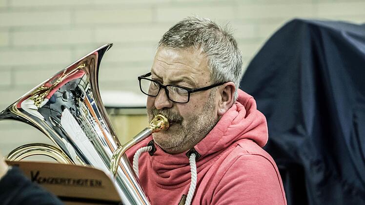 Impressionen von der Probenarbeit der Blaskapelle MeederFoto: Jochen Berger