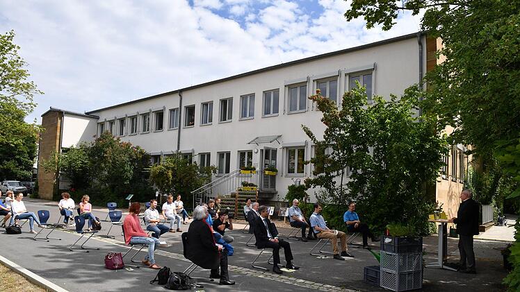 Einweihung Demonstrationsgarten der LWG am Schillerplatz 15. Foto: Ronald Rinklef