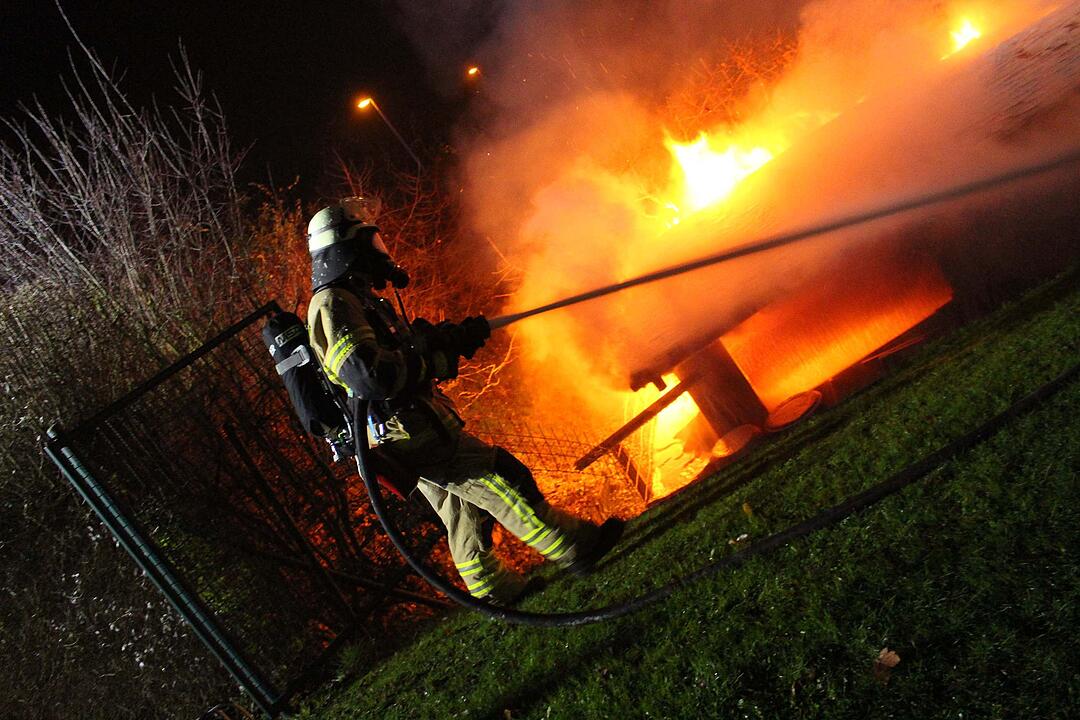 Bayreuth: Gartenkolonie geht in Flammen auf