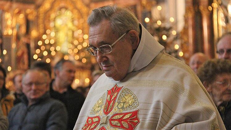 Er ist einer der letzten drei Franziskaner im Kloster Altstadt.