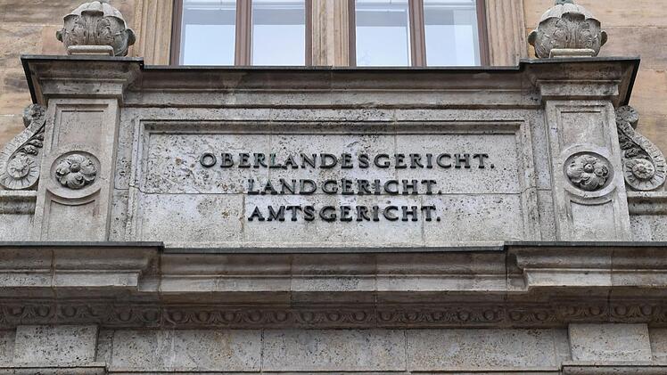 Eine Bewährungsstrafe für den Angeklagten kam für die Richter nicht in Frage. Foto: Ronald Rinklef