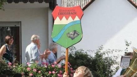 Der Festzug in Langensendelbach Foto: Barbara Herbst