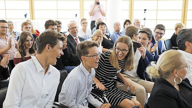 Gro&szlig;e Freude herrschte beim Team "blank canvas". Fotos: pr