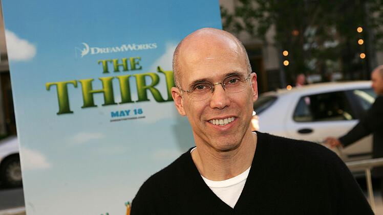 "Shrek"-Produzent Jeffrey Katzenberg arbeitete urspr&uuml;nglich f&uuml;r Disney, verlie&szlig; die Studios aber Mitte der 90er im Streit. Die "Rache" folgte ein paar Jahre sp&auml;ter: Viele Gags aus den "Shrek"-Filmen machen sich &uuml;ber erfolgreiche Disney-Produktionen lustig.