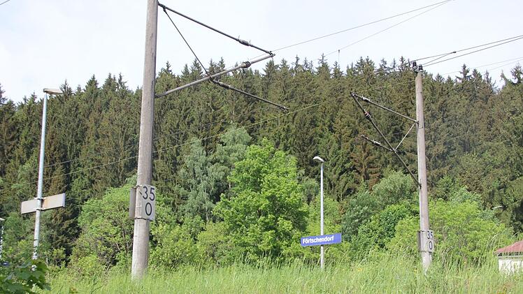 Impressionen vom Bahnhof Förtschendorf - aufgenommen im Sommer 2018. Foto: Andreas Schmitt