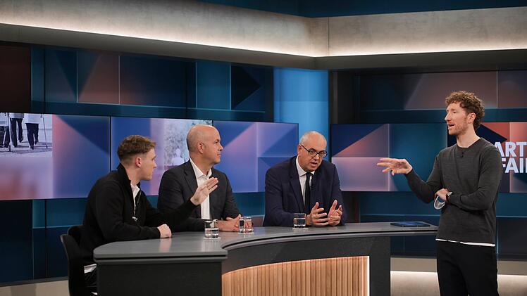 "Ich bin nicht die Generation Nörgeln oder die Generation Waschlappen, ich will etwas leisten", räumte Quentin Gärtner (links) bei "Hart aber fair" am Montag mit einem Vorurteil auf.