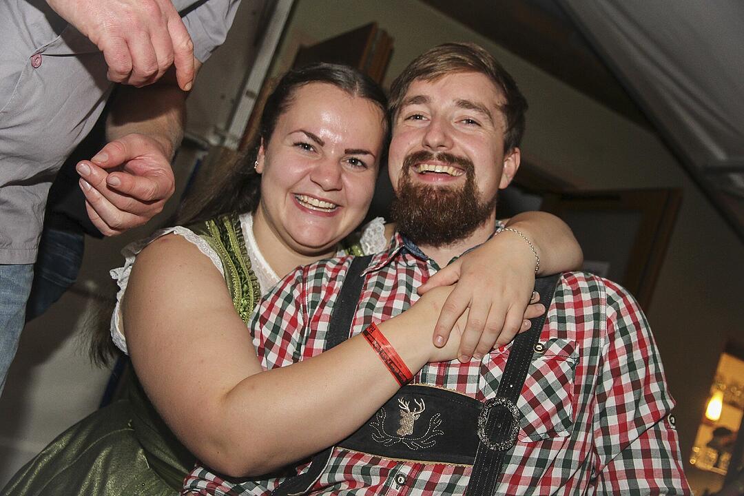 Die Landjugend Zaubach hat zum Kerwatanz eingeladen.