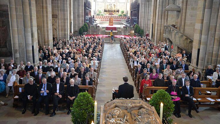 Festakt im Dom Foto: R. Rinklef