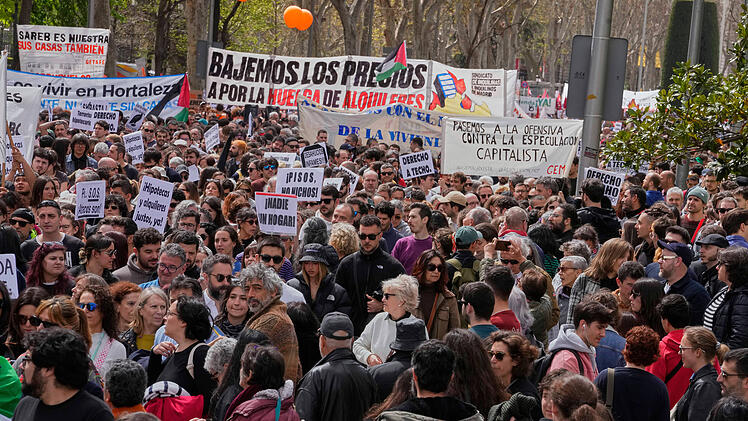 Demo gegen Wohnungsnot in Spanien