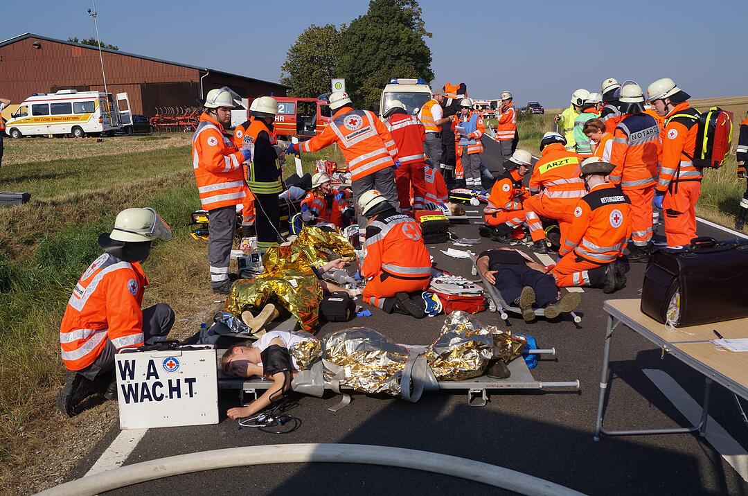 Großübung FFW+BRK