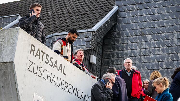 Nach Messerangriff: Bürgermeisterin von Herdecke startet