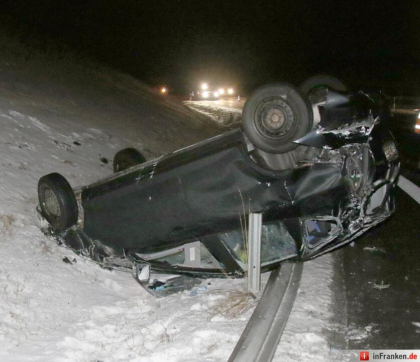Auto überschlägt sich bei Lautertal