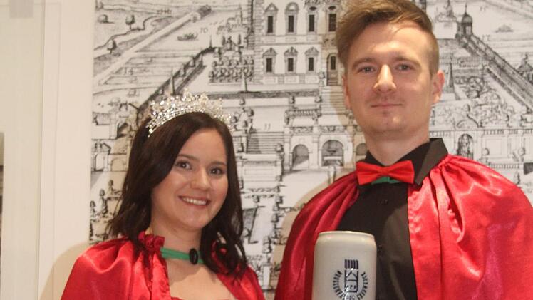 Benjamin Wagner (29) und Theresa Krauß (26) regieren in Neudrossenfeld.Sonny Adam