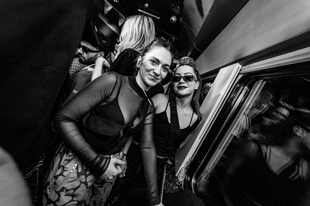 Die beste Party im Zug!