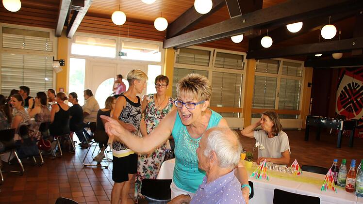 Maria Kremer im Gespräch.Ralf Ruppert