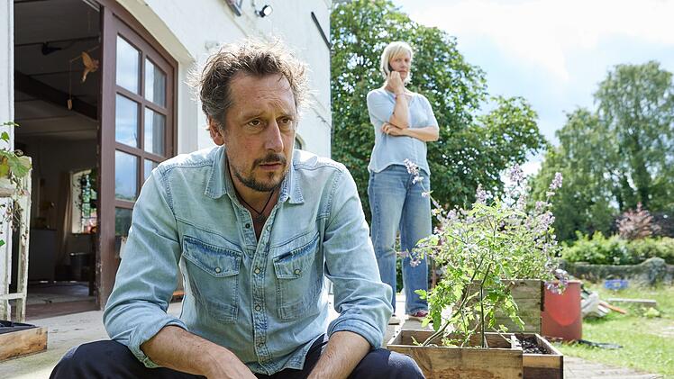 Bodo (Hans L&ouml;w) und Inga (Anna Schudt) machen sich gro&szlig;e Sorgen um Aaron. Der Zw&ouml;lfj&auml;hrige ist zwar das Kind ihrer Freunde - doch man lebt wie eine Familie gemeinsam auf einem Hof im Wandland. Geht es nach den Erwachsenen, sollen sich die Kinder wie Geschwister betrachten.