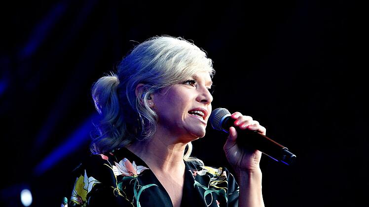 Open Air mit Ina M&uuml;ller im Staatsbad Br&uuml;ckenau Foto: Kerstin Junker