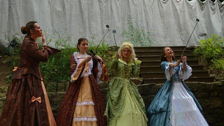 Premiere des Märchens "Froschkönig" auf der Waldbühne Heldritt Foto: Gabi Bertram