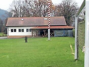 Das Sportheim des DJK/SV Zeyern-Roßlach. Der Vereinsvorsitzende steht am 2. Juli vor Gericht. Foto: Archiv