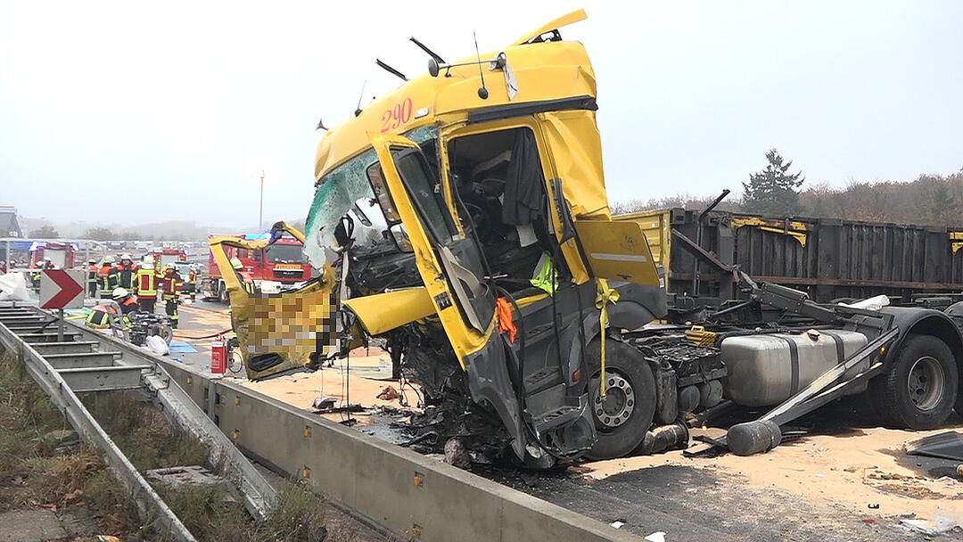 Unterfranken: Drei Menschen sterben bei Lkw-Unfall auf A3