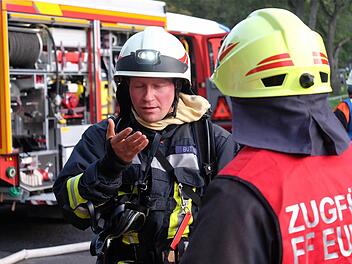 Schweißtreibender Einsatz: Gerade die Atemschutzträger sind bei Übungen und Ernstfällen gefordert. Foto: Gerd Schaar