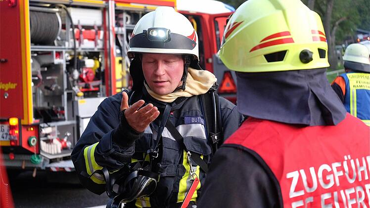 Schweißtreibender Einsatz: Gerade die Atemschutzträger sind bei Übungen und Ernstfällen gefordert. Foto: Gerd Schaar