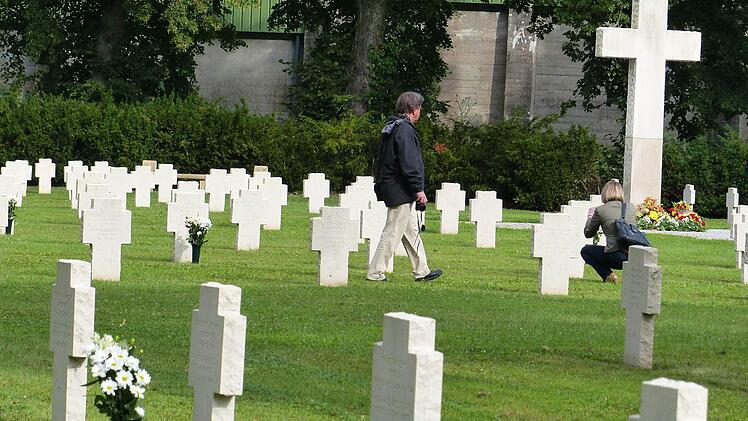 Auf dem internationalen Soldatenfriedhof Metz-Cambiere ruhen mehrere tausend Gefallene der beiden Weltkriege aus sechs Nationen.