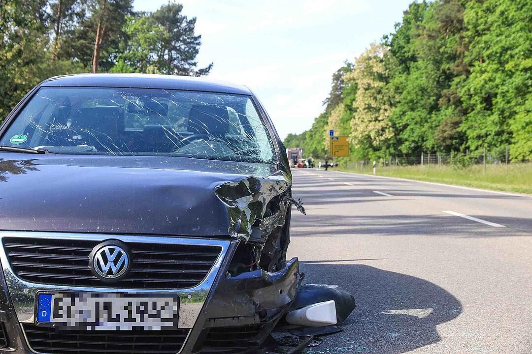 Crash mit Gegenverkehr – vier Menschen bei Strullendorf verletzt