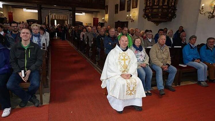 Gottesdienst zum Abschied von Pater Stanislaus. Foto: Marion Eckert