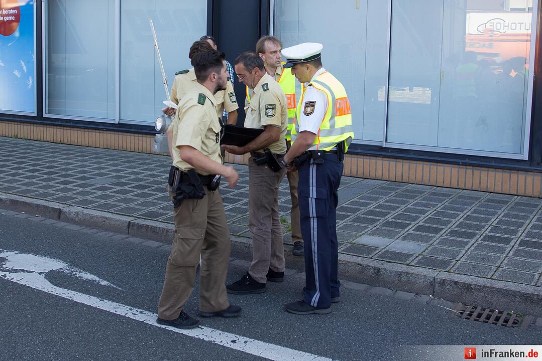 Fußgängerin stirbt bei Unfall in Nürnberg
