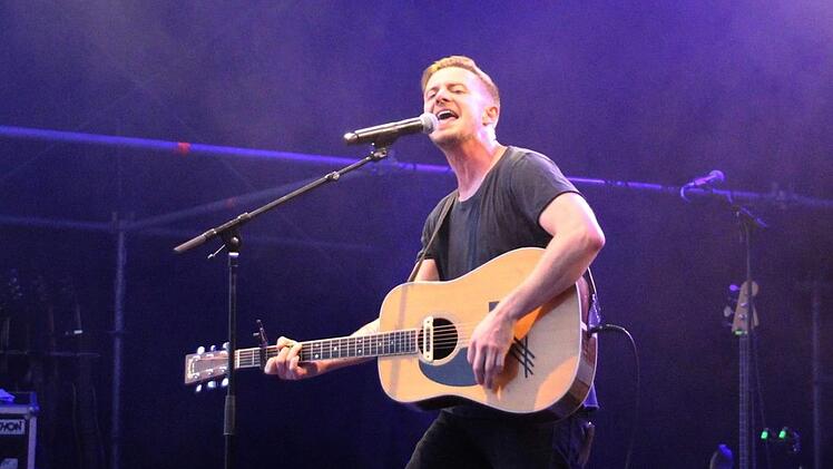 Chris Ayer spielte als Gast beim Milow Konzert.