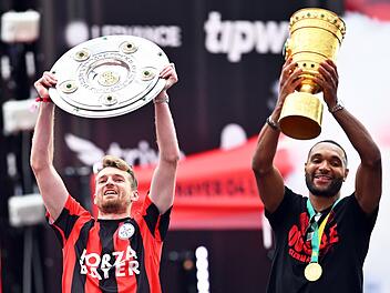 Die Bundesliga geht wieder los! Hier siehst du das erste Spiel in TV und Stream