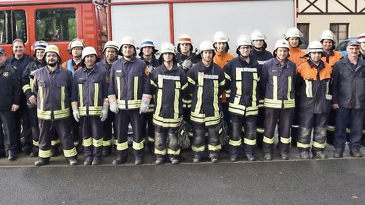 Die erfolgreichen Königsberger Feuerwehrleute  Foto: Gerold Snater