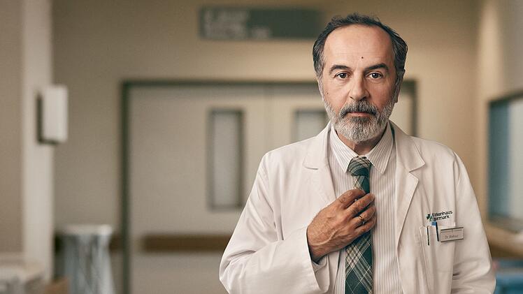 "Doktor Ballouz" mit Merab Ninidze in der Titelrolle geht mit der vierten Staffel zu Ende.